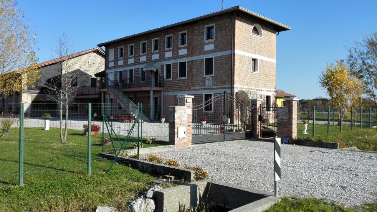 Chiaro Di Luna San Vito al Tagliamento Εξωτερικό φωτογραφία
